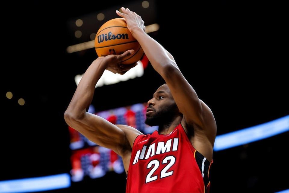 世界杯盘口-热火锋线球星:我喜欢球队的竞争精神,长时间离开家人非常艰难